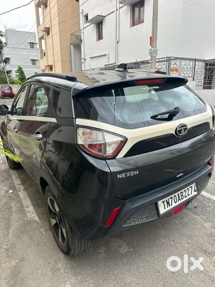 Tata Nexon 1.2 Revotron Xza Plus Dualtone, 2019, Petrol