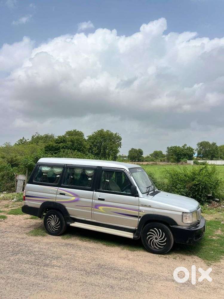 Toyota Qualis Fs 8seater, 2004, Diesel