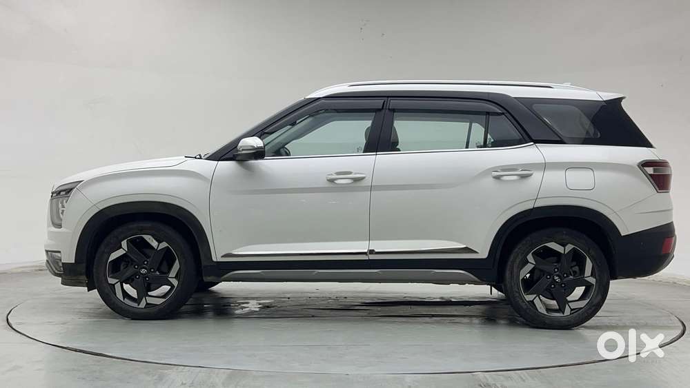 Hyundai Alcazar Platinum, 2021, Petrol