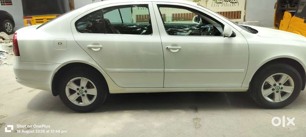 Skoda Laura 1.9 Tdi Mt Ambiente, 2009, Diesel