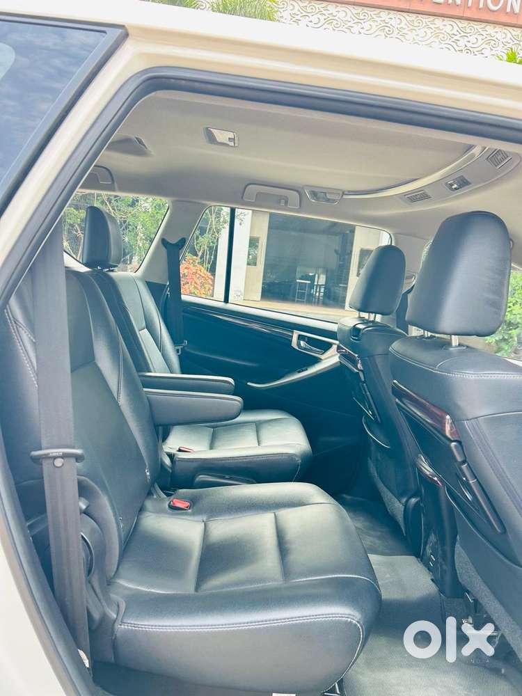 Toyota Innova Crysta 2.4 Z 7 Str, 2022, Diesel