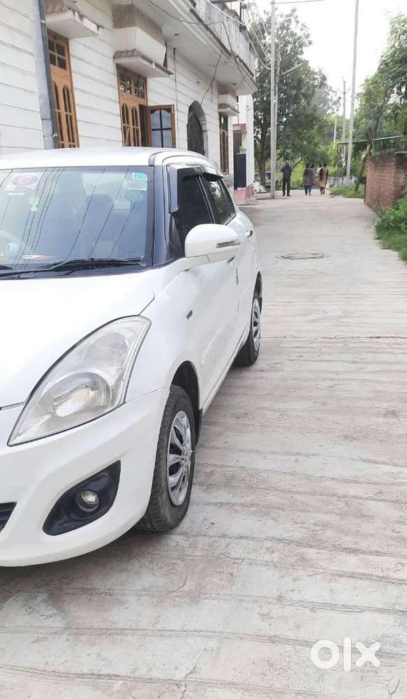 Maruti Suzuki Swift Dzire Vxi Regal Limited Edition Mt, 2012, Petrol
