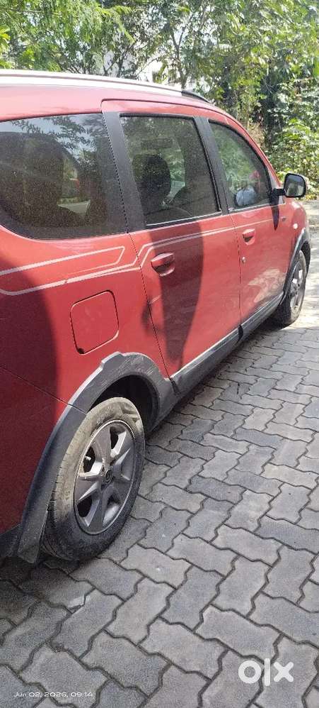 Renault Lodgy 2016 Diesel Well Maintained