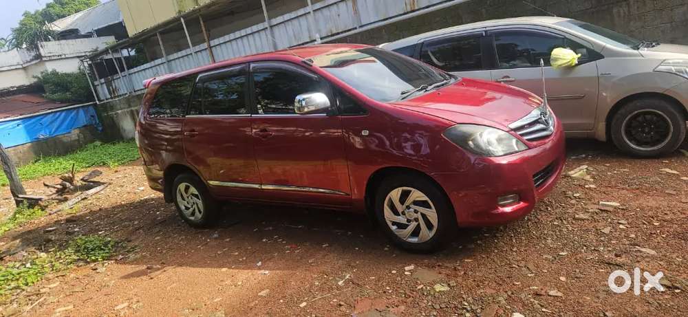 Toyota Innova 2007 Petrol 234000 Km Driven