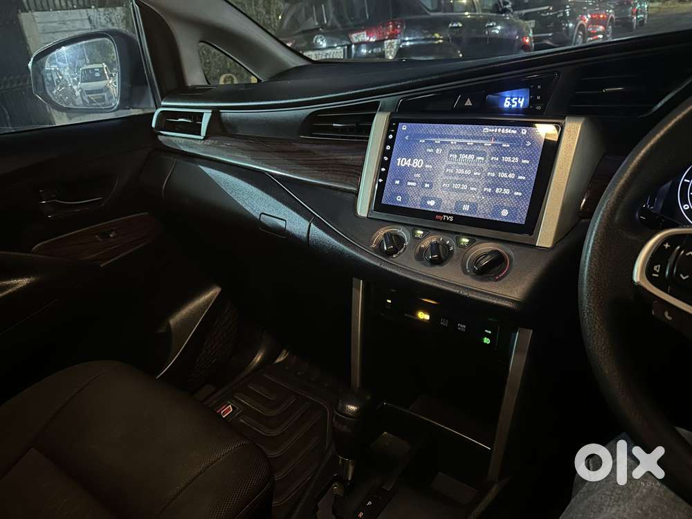 Toyota Innova Crysta