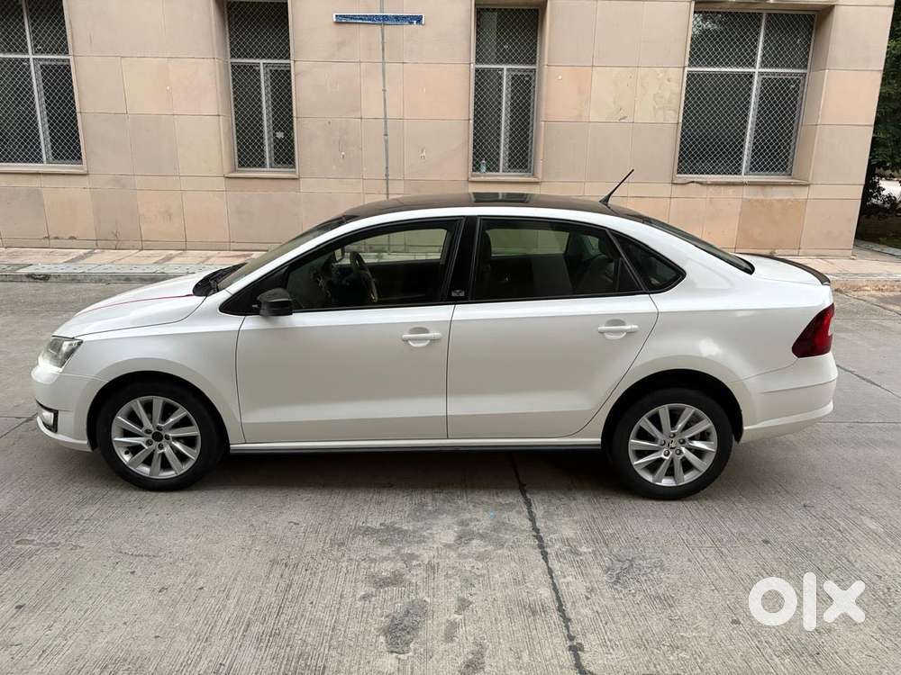 Skoda Rapid 1.6 Ambition Plus Tdi At, 2020, Petrol