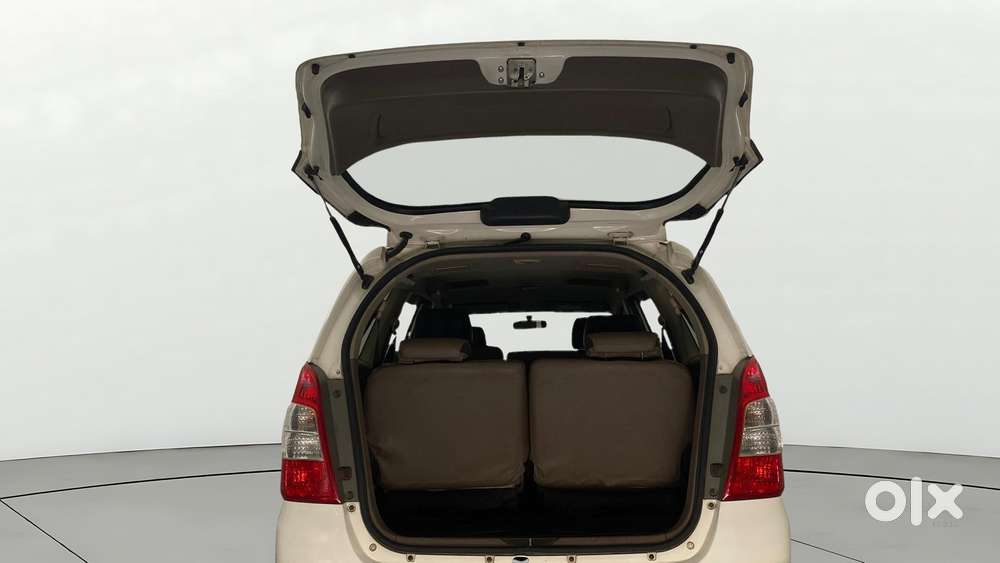 Toyota Innova 2.5 Vx 8 Str, 2015, Diesel