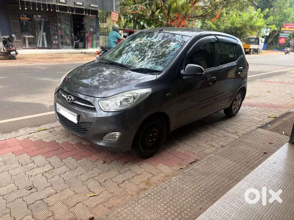 Hyundai I10 Sportz Petrol 2011 All Papers Up To 31