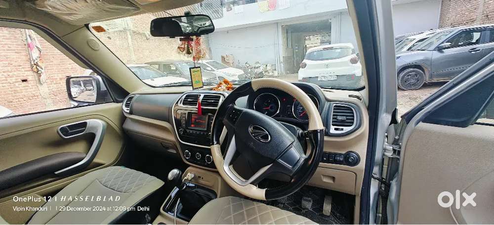 Mahindra Tuv 300 2019