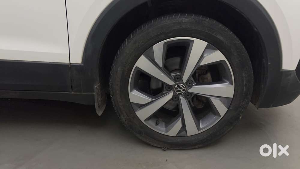 Volkswagen Taigun Topline 1.0 Tsi At (electric Seats), 2022, Petrol