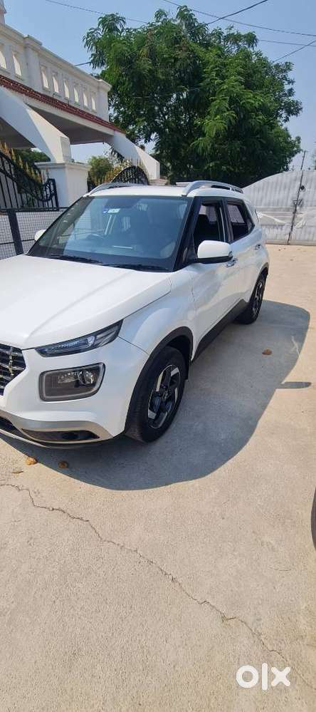 Hyundai Venue Sx Dual Tone Turbo, 2019, Petrol