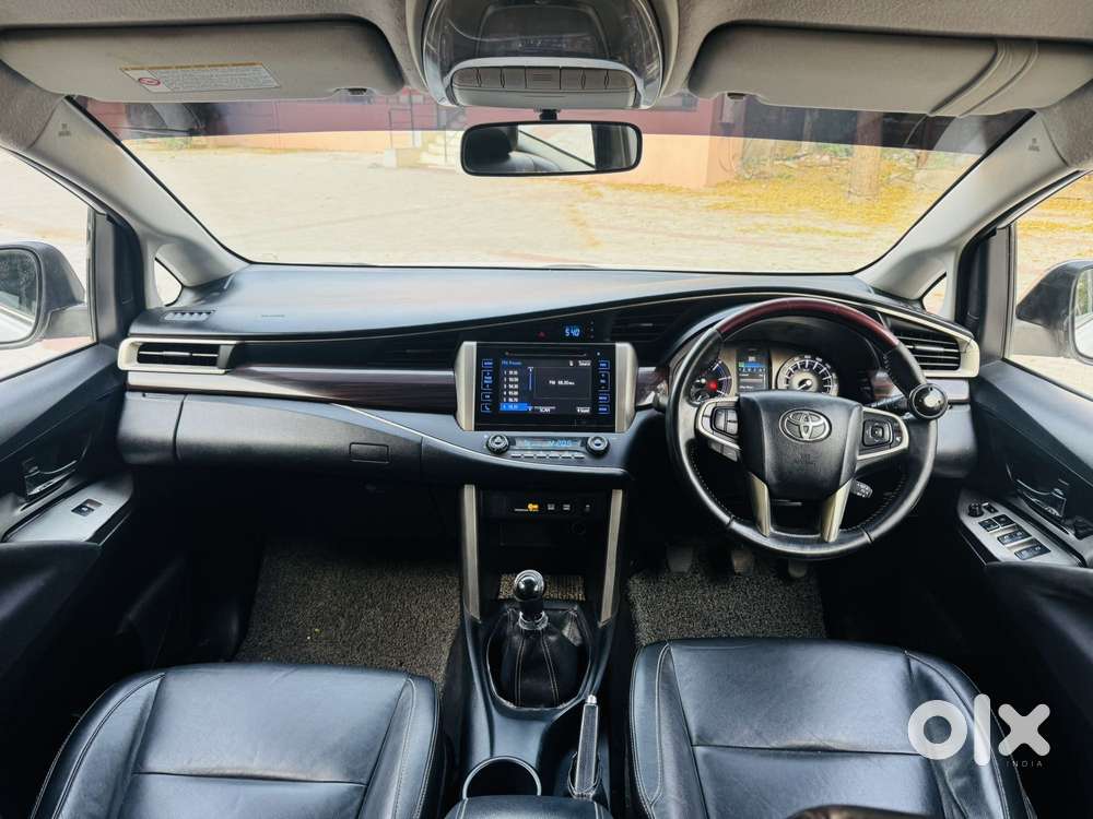 Toyota Innova Crysta 2.4 Z 7 Str, 2016, Diesel