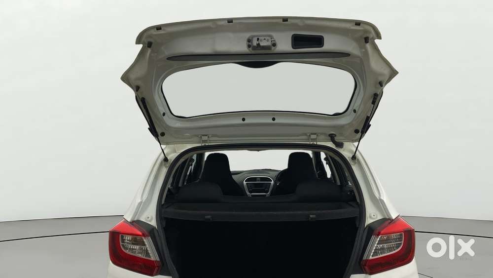 Tata Tiago 1.2 Revotron Xt, 2016, Petrol