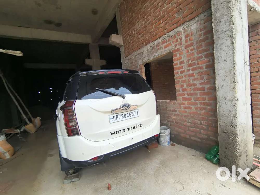 Xuv 500 W10 Selling