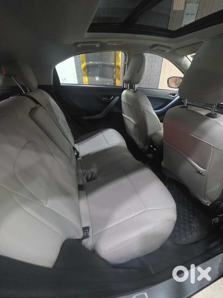 Tata Curvv Creative Plus S 1.2 Revotron Petrol 7dca, 2024, Petrol