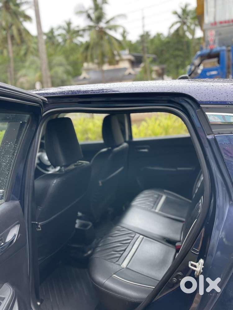 Maruti Suzuki Swift Vxi, 2022, Petrol