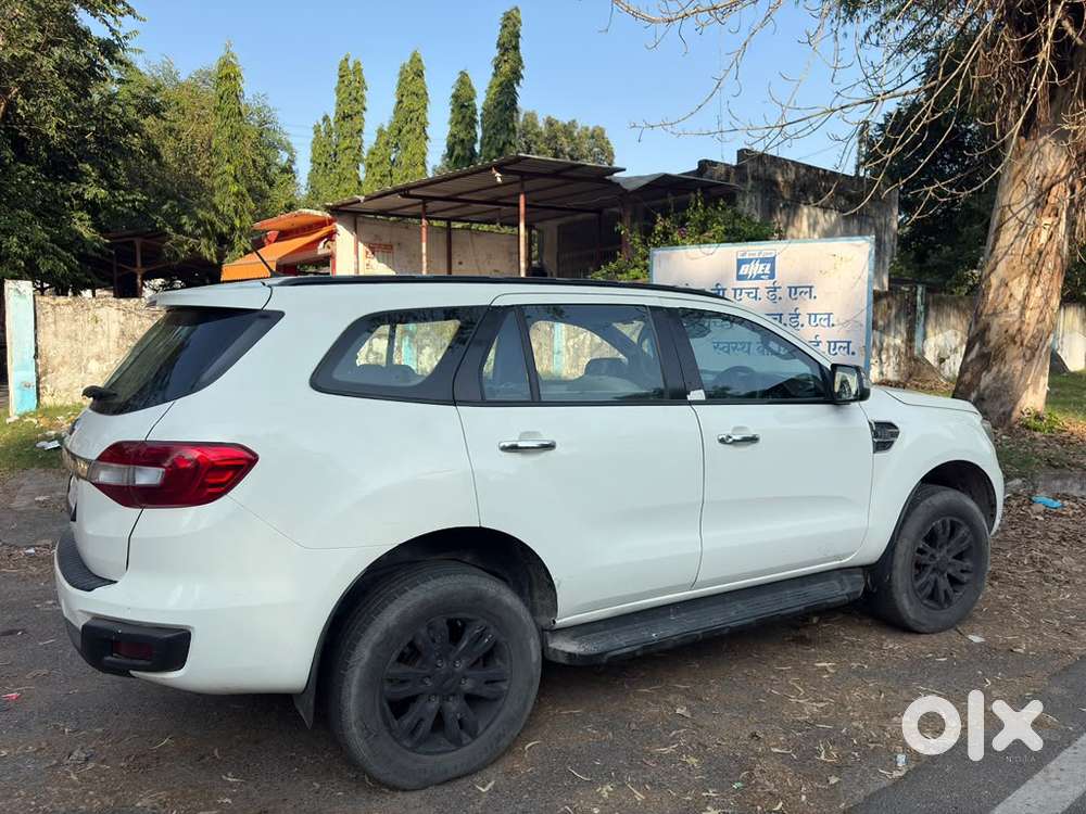 Ford Endeavour 2016 Diesel Well Maintained