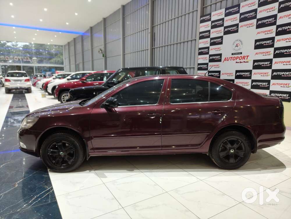 Skoda Laura Ambiente, 2012, Diesel