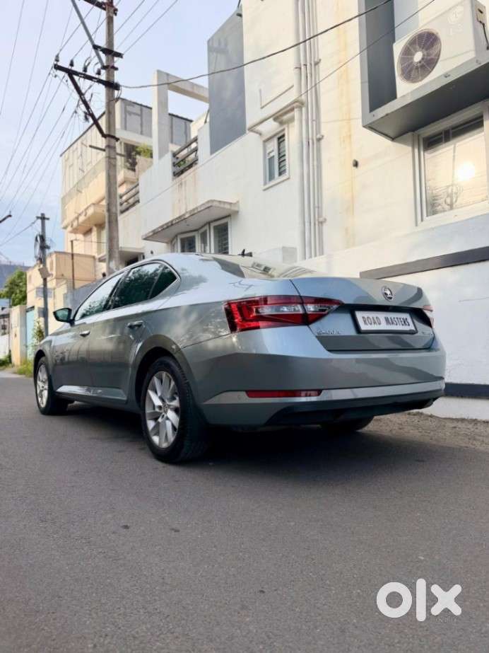 Skoda Superb L&k 2.0 Tdi At, 2019, Diesel