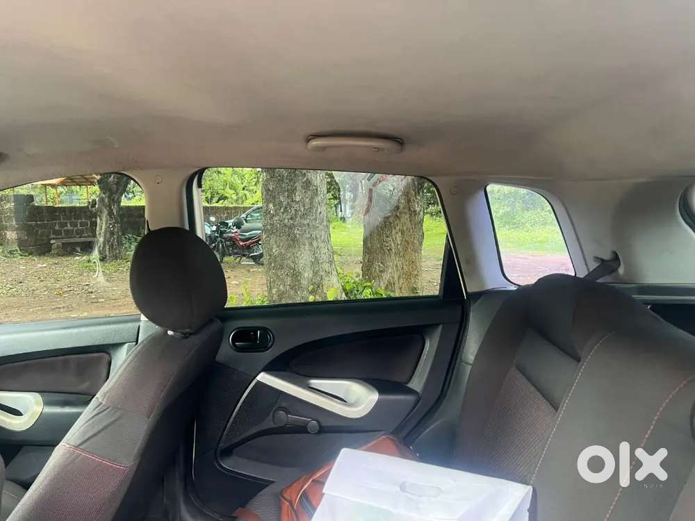 Ford Figo 2012model Titanium , New Tyre, Good Condition