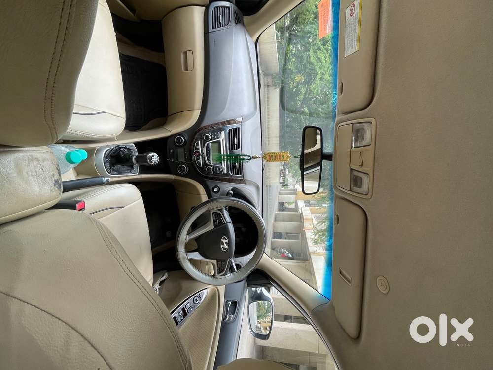 Hyundai Verna 2012