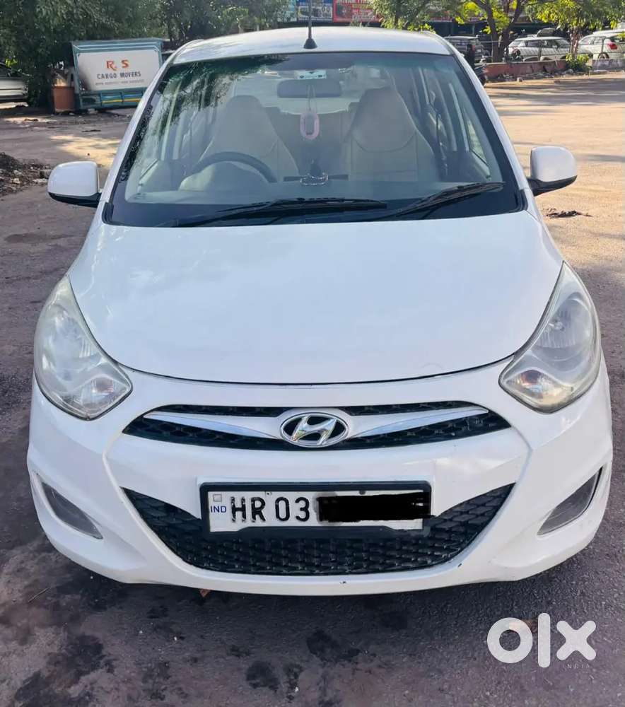 Hyundai I10 Sportz 2014 Petrol Car