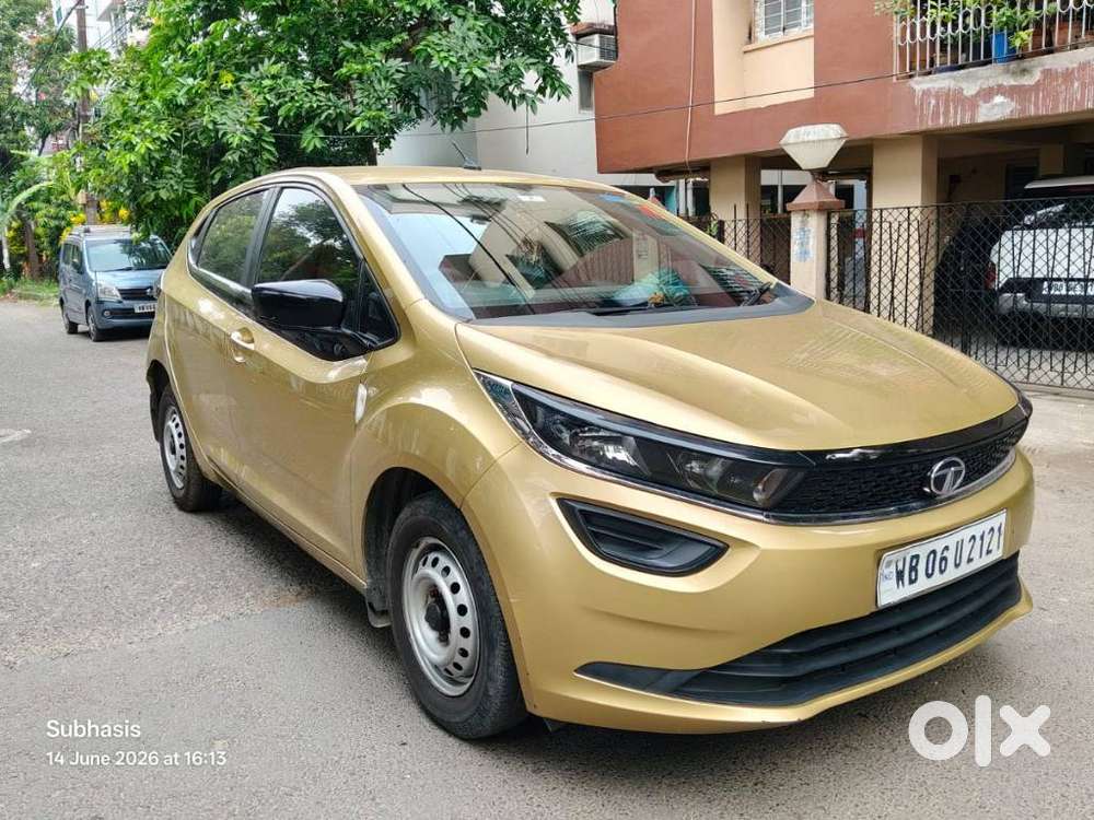 Tata Altroz 1.2 Xe, 2020, Petrol