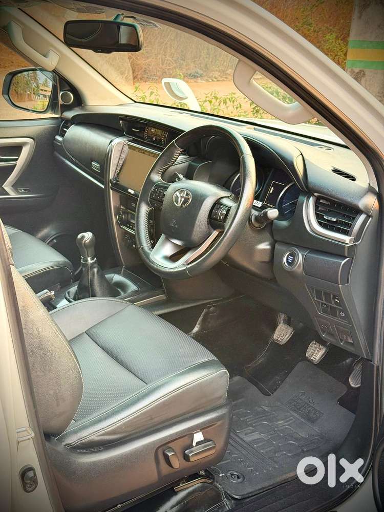 Toyota Fortuner 4x2 Mt 2.8 Diesel, 2023, Diesel