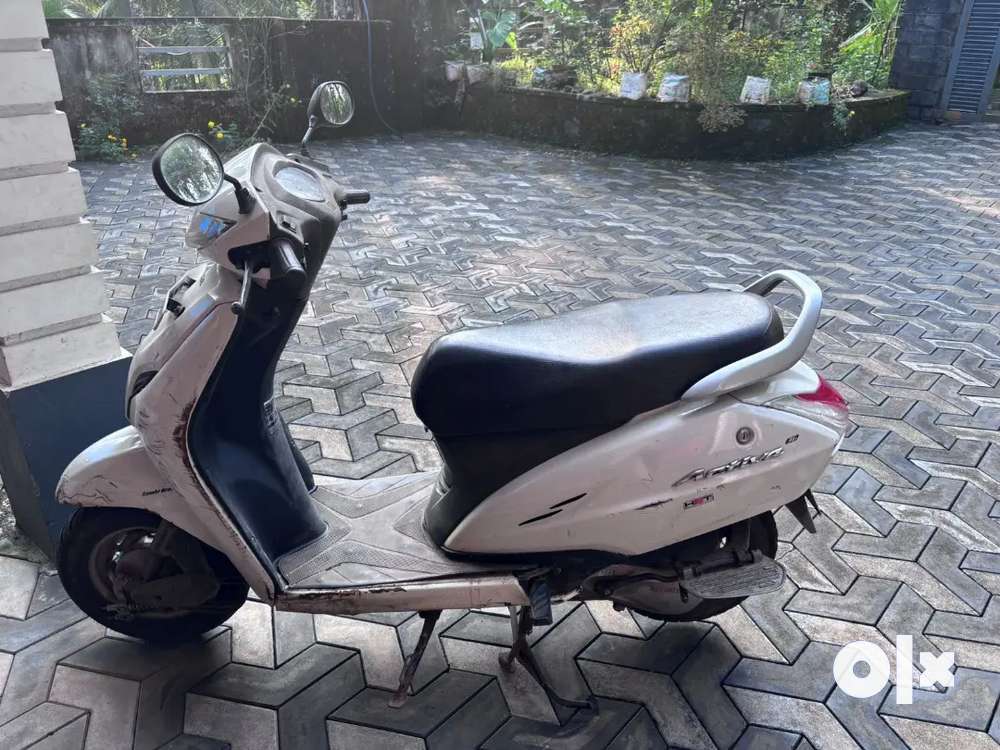 Used 2016 unbeatable Honda Activa