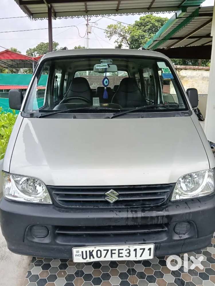 Maruti Suzuki Eeco 2022 Variant Smiles
