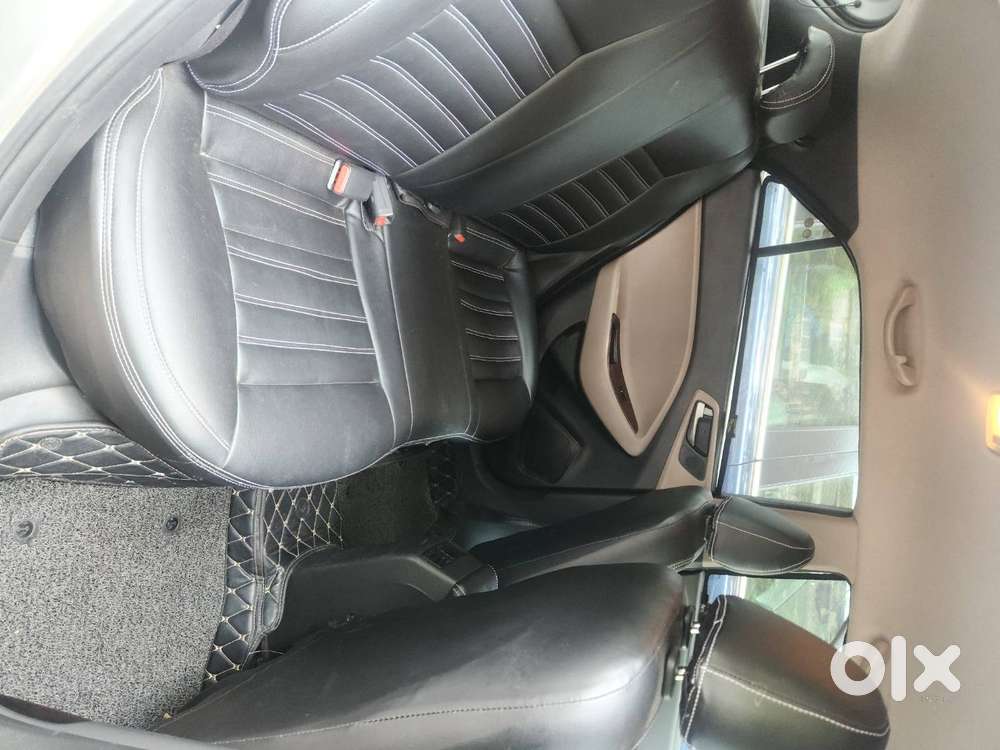 Elie I20 Asta Petrol Manual 2016 Tip Top Condition
