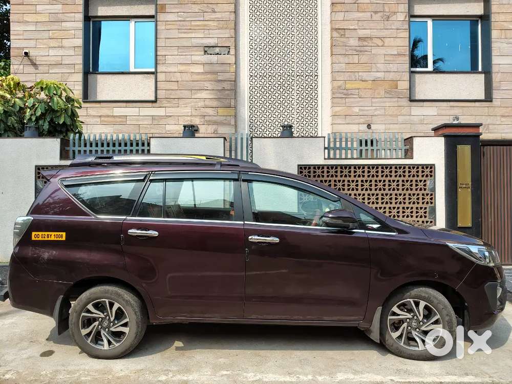 Innova Crysta 2023 Gx Varient