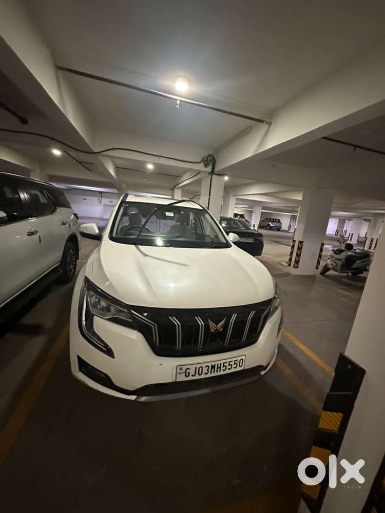 Mahindra Xuv700 2022 Diesel Well Maintained