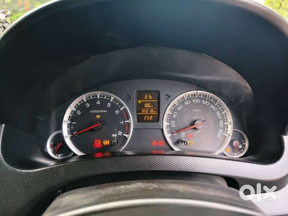Maruti Suzuki Swift Zxi, 2015, Petrol