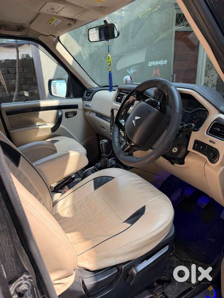 Mahindra Scorpio Classic 2023