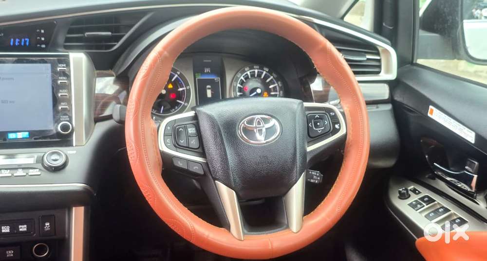 Toyota Innova Crysta 2.4 V 8 Str, 2022, Diesel