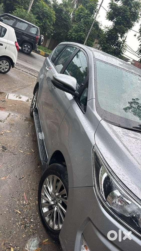 Toyota Innova Crysta 2025 Diesel Well Maintained