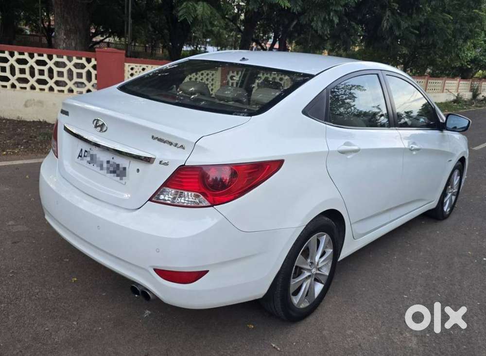 Hyundai Verna Fluidic 1.6 Crdi Sx, 2013, Diesel