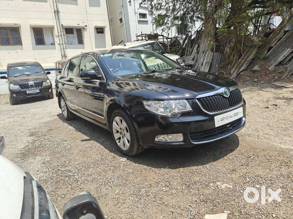 Skoda Superb 2013-2015 Elegance 1.8 Tsi Mt, 2010, Petrol