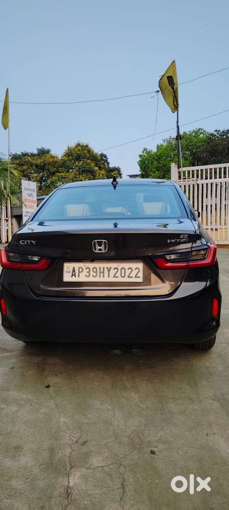 Honda City 1.5 V 5th Gen I-vtec Mt, 2021, Petrol