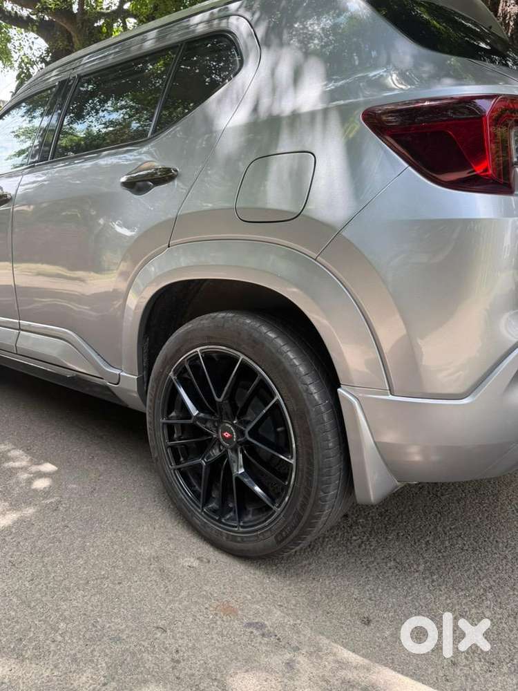 Honda Elevate 2023 Petrol Well Maintained