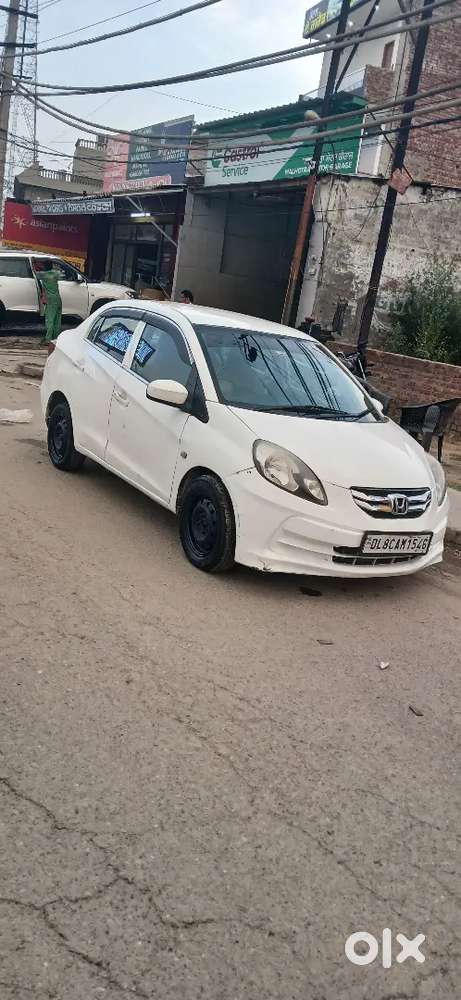 Diesel Honda Amaze August 2015