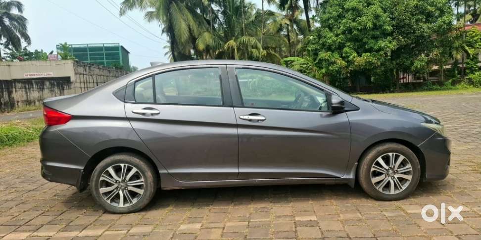 Honda City 1.5 V At, 2017, Petrol