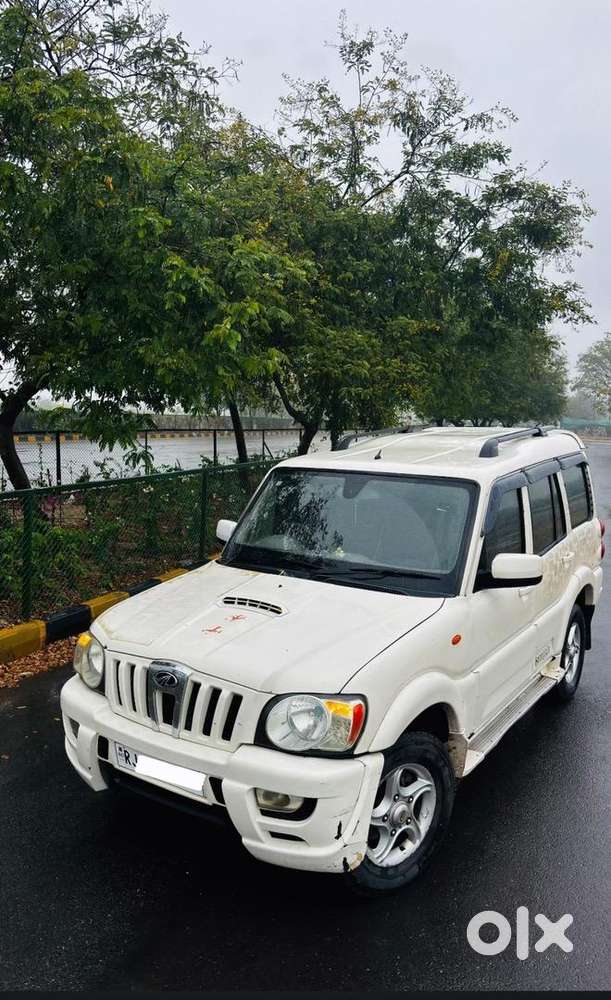 Mahindra Scorpio 2011 Diesel Well Maintained