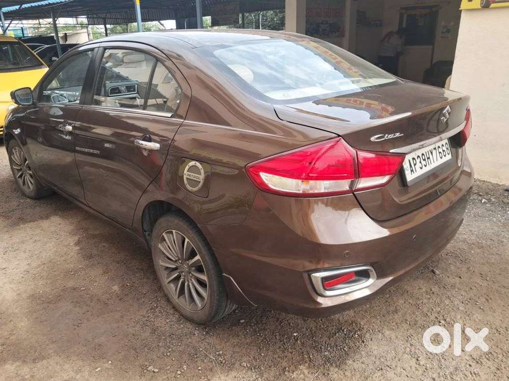 Maruti Suzuki Ciaz Alpha 1.5 Dual Tone, 2021, Petrol