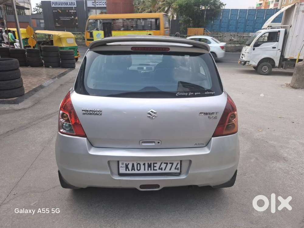 Maruti Suzuki Swift Vxi 1.2 Abs Bs-iv, 2009, Petrol