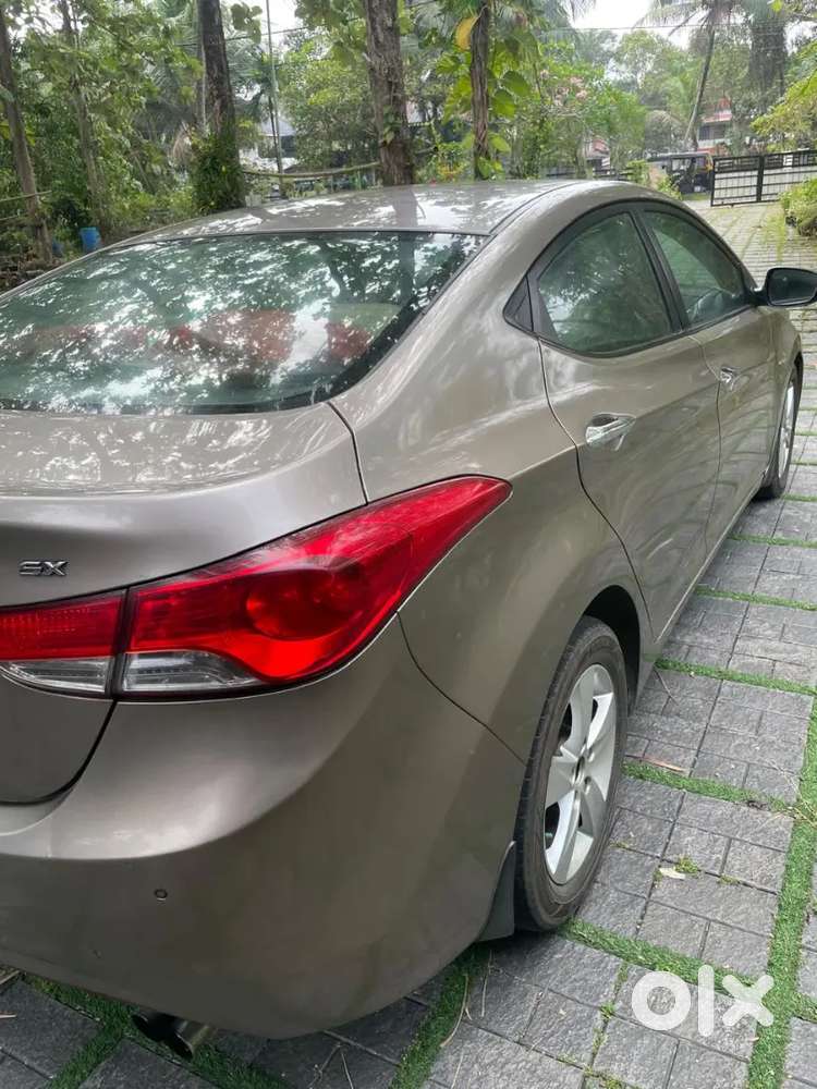 Full Option Elantra-doctor Used - Diesel