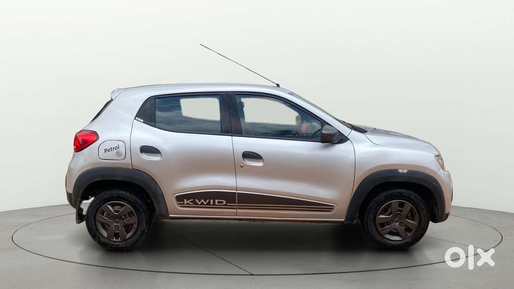 Renault Kwid 1.0 Rxt (o), 2018, Petrol