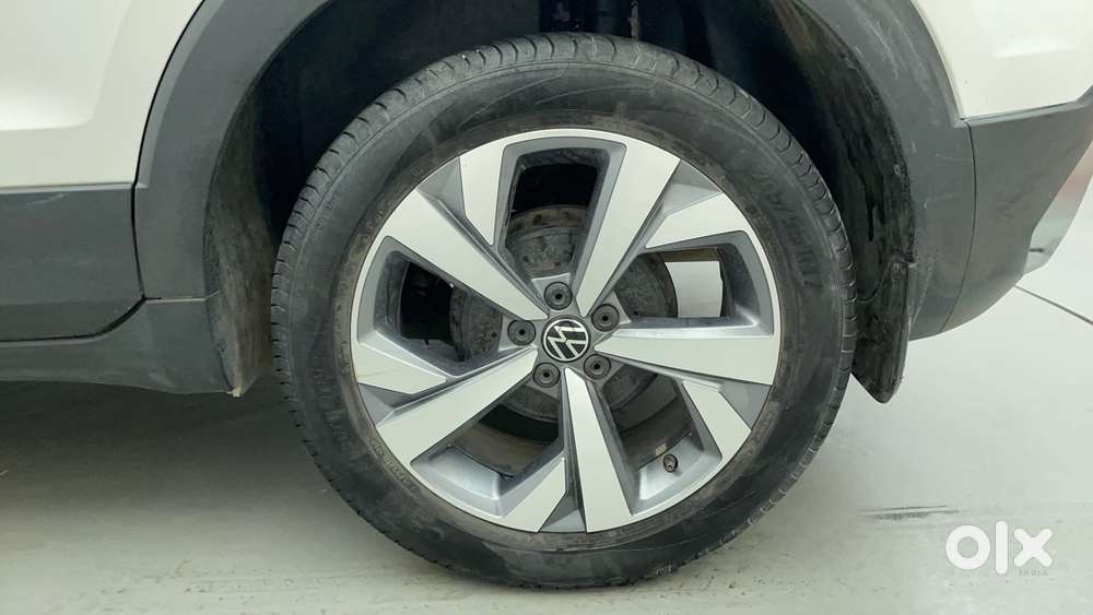 Volkswagen Taigun Topline 1.0 Tsi At (electric Seats), 2023, Petrol