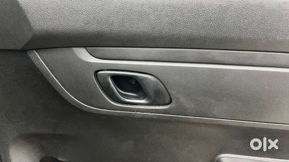 Renault Kwid 1.0 Rxt Amt Opt, 2017, Petrol